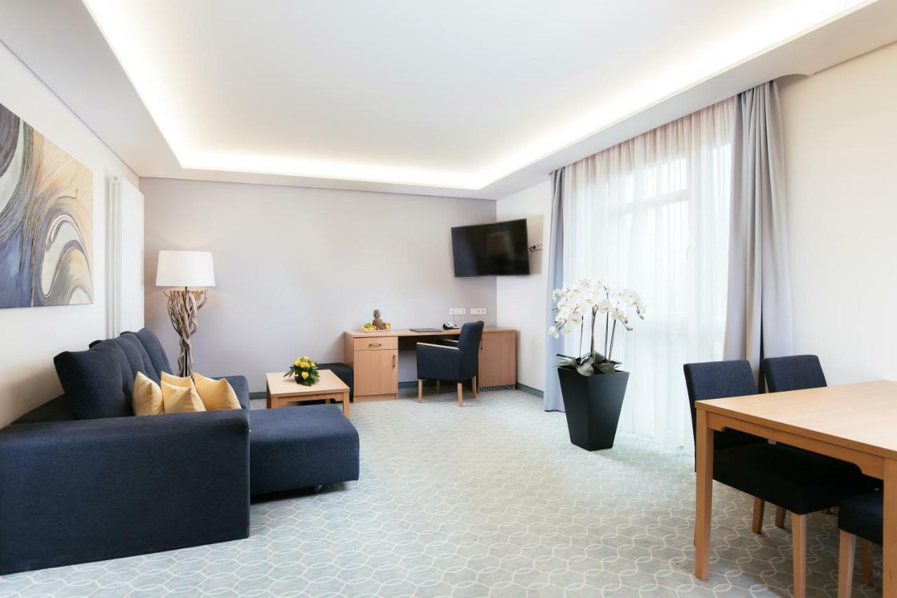 Parkhotel IV Jahreszeiten Kuehlungsborn Exterior photo